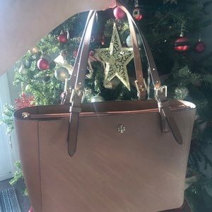 Tory Burch bag